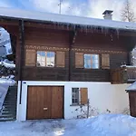 2 Pieces Rose De Noel Apartment *
